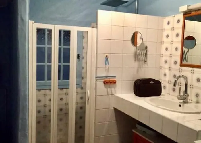 Casa de Férias Charmante Bourrine Avec Jardin Clôturé, à 3km De La Plage, Animaux Admis - Fr-1-777-10